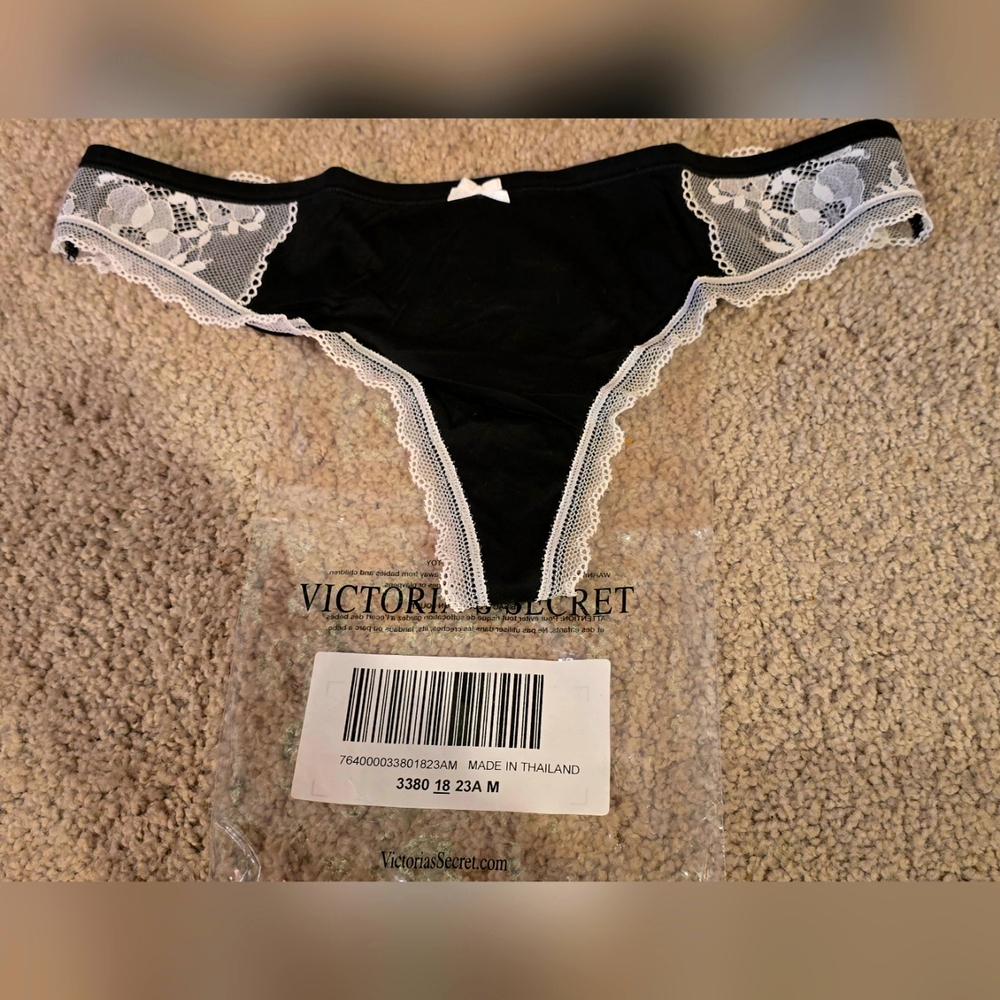 Victoria Secret Dream Angels Thongs Pair-M-NWT- Black w/ White Lace Trim